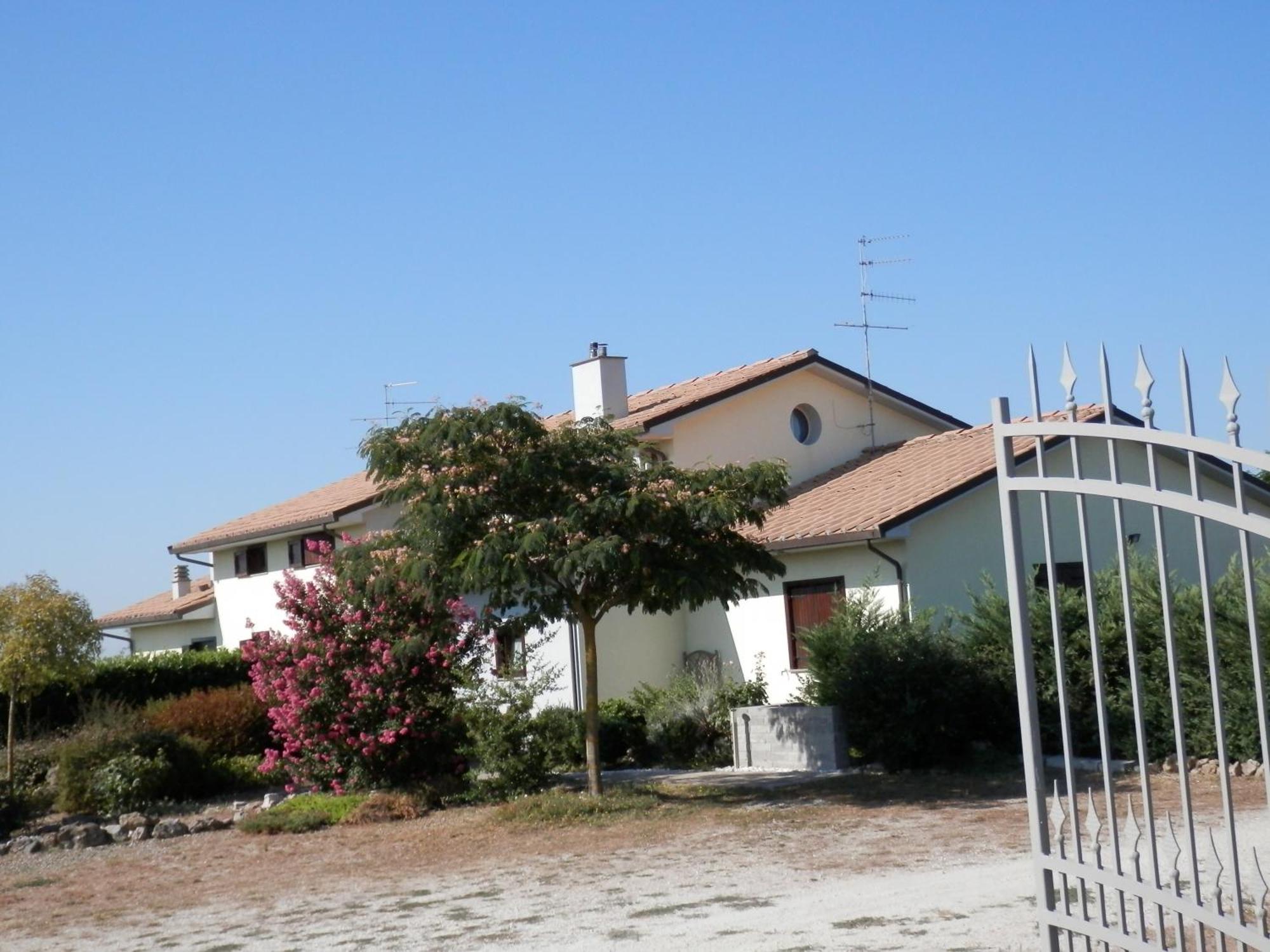 A Viterbo Terme "Casa Vacanze Al Melograno" Apartment ภายนอก รูปภาพ